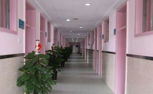 湘潭市中心医院的位置